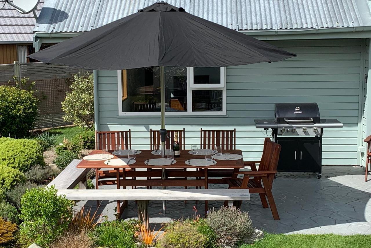 Smithy'S Villa Lake Tekapo Exteriör bild
